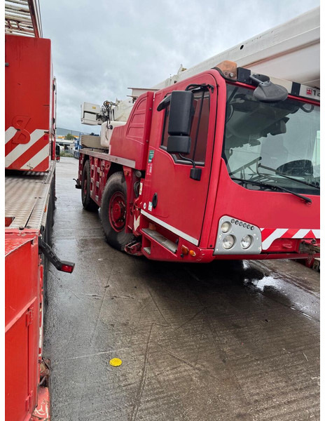 Terex AC40 - Autokran za sve terene: slika 3 Terex AC40 - Autokran za sve terene: slika 3