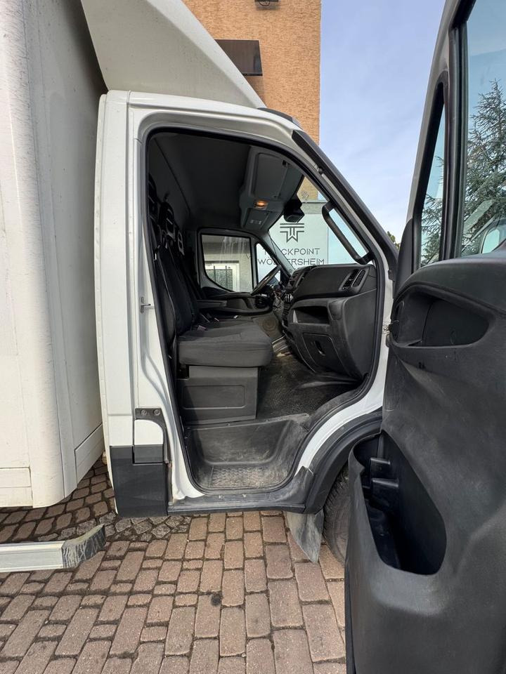 Iveco 72C17/LBW/Kamera/2in1/Schiebeplane&Koffer/Tüv-ne - Dostavno vozilo sa zatvorenim sandukom: slika 4 Iveco 72C17/LBW/Kamera/2in1/Schiebeplane&Koffer/Tüv-ne - Dostavno vozilo sa zatvorenim sandukom: slika 4