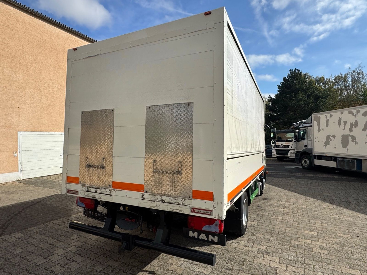 MAN TGL 8.190/GT-Rollo/B-L/Klima/aus1.Hand - Kamion za prevoz boca: slika 5 MAN TGL 8.190/GT-Rollo/B-L/Klima/aus1.Hand - Kamion za prevoz boca: slika 5