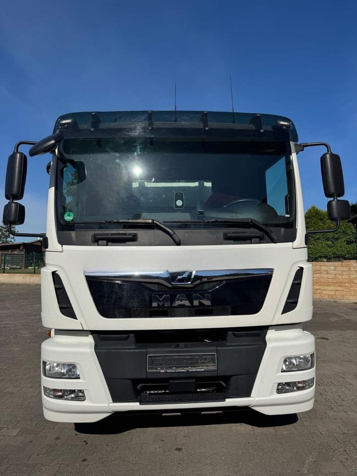 MAN TGM 18.290/HIAB-XS111/JOYSTICK/aus1.Hand - Kamion sa tovarnim sandukom, Kamion sa dizalicom: slika 2 MAN TGM 18.290/HIAB-XS111/JOYSTICK/aus1.Hand - Kamion sa tovarnim sandukom, Kamion sa dizalicom: slika 2