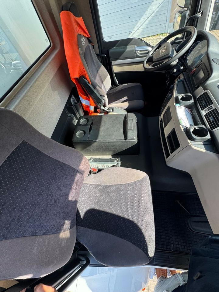 Kamion sa tovarnim sandukom, Kamion sa dizalicom MAN TGM 18.290/HIAB-XS111/JOYSTICK/aus1.Hand: slika 10 Kamion sa tovarnim sandukom, Kamion sa dizalicom MAN TGM 18.290/HIAB-XS111/JOYSTICK/aus1.Hand: slika 10