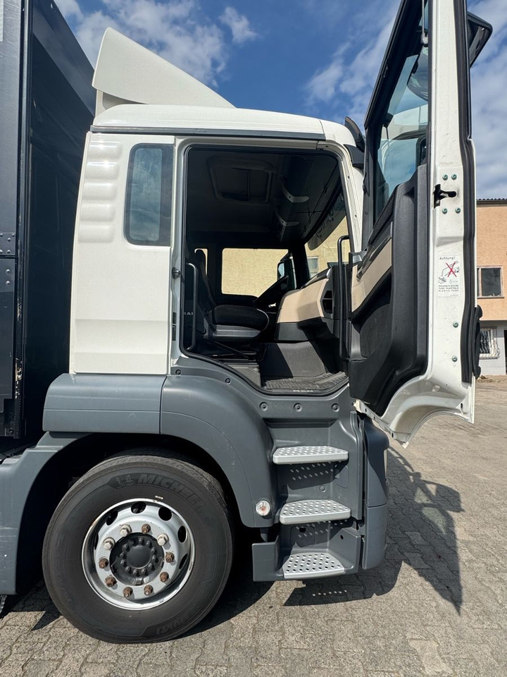 Kamion za prevoz boca MAN TGS 26.360/Lenk-Lift/Lbw/Kettliner-GT-Aufbau: slika 8