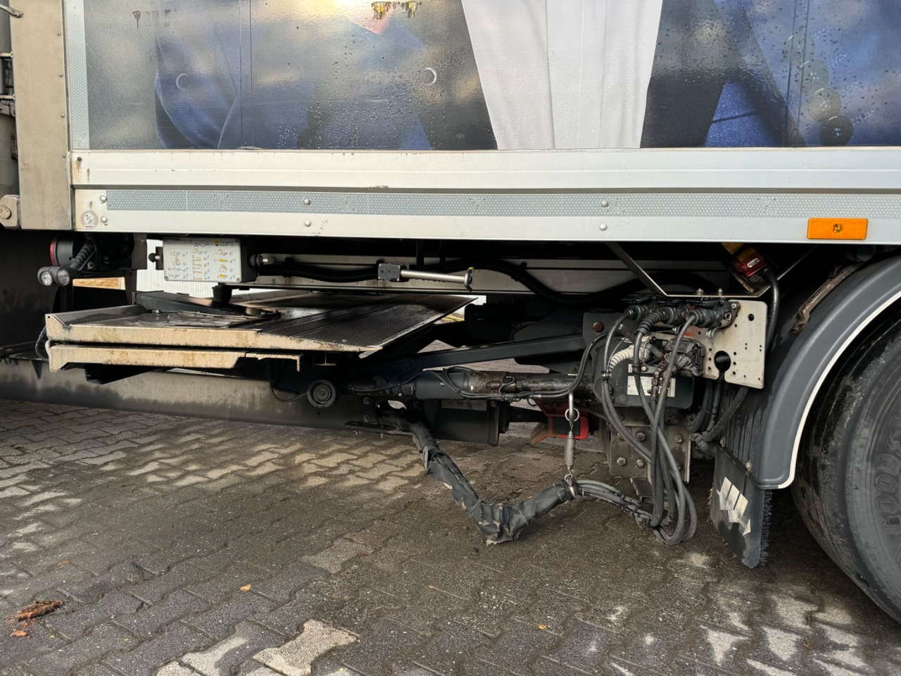 Mercedes-Benz Antos 2540/Durchladbar/2xLBW/Frigoblock - Hladnjača: slika 5 Mercedes-Benz Antos 2540/Durchladbar/2xLBW/Frigoblock - Hladnjača: slika 5