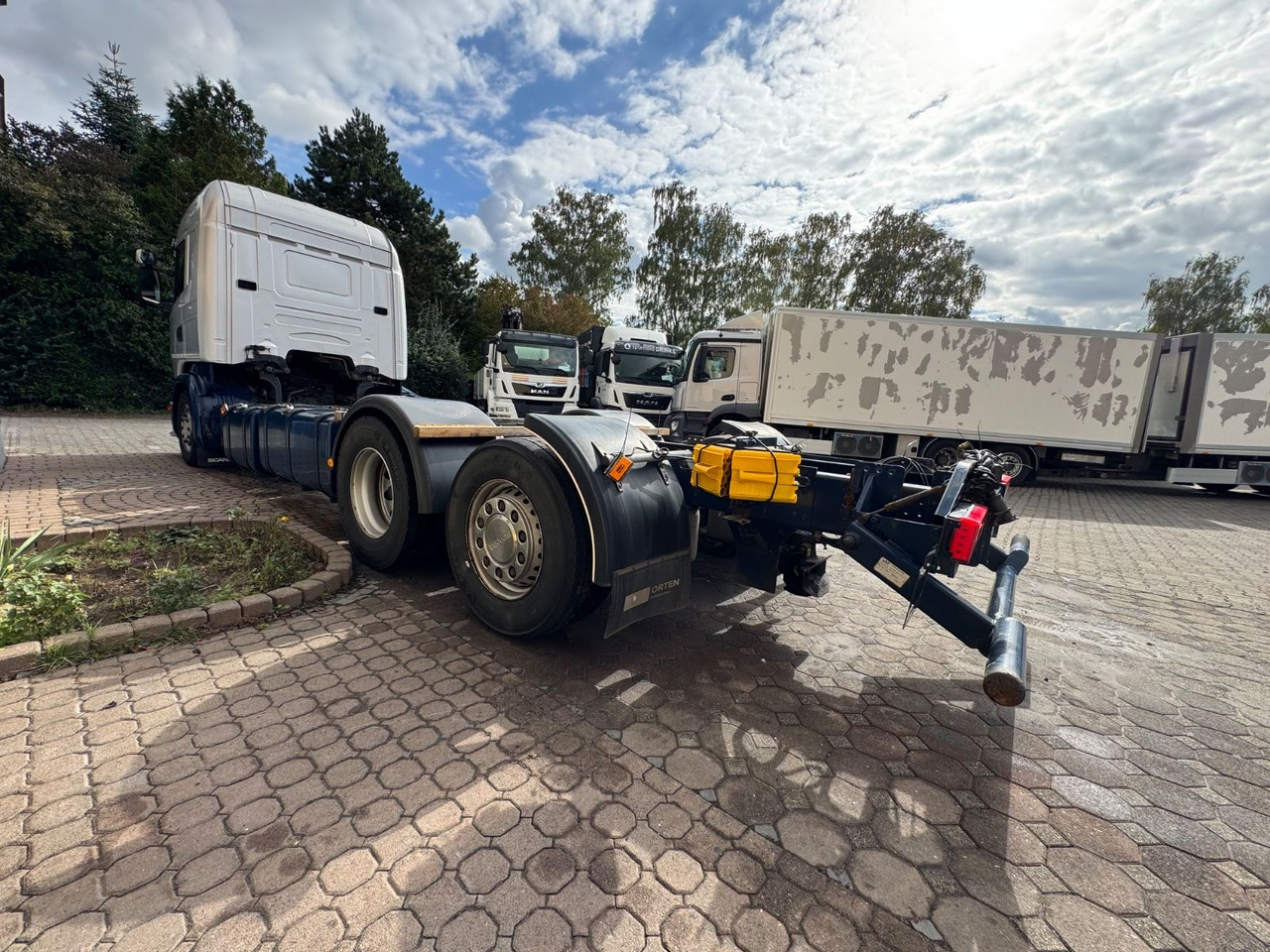 Scania R450/Retarder/Lenk-Lift/Highline - Kamion sa golom šasijom i zatvorenom kabinom: slika 5 Scania R450/Retarder/Lenk-Lift/Highline - Kamion sa golom šasijom i zatvorenom kabinom: slika 5