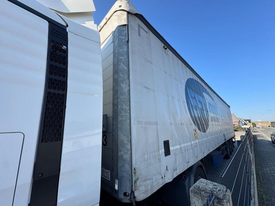 Schmitz Cargobull SCS24/L//LBW/Lift-Achse/2in1-Speed-Curtain - Poluprikolica sa ceradom: slika 3 Schmitz Cargobull SCS24/L//LBW/Lift-Achse/2in1-Speed-Curtain - Poluprikolica sa ceradom: slika 3