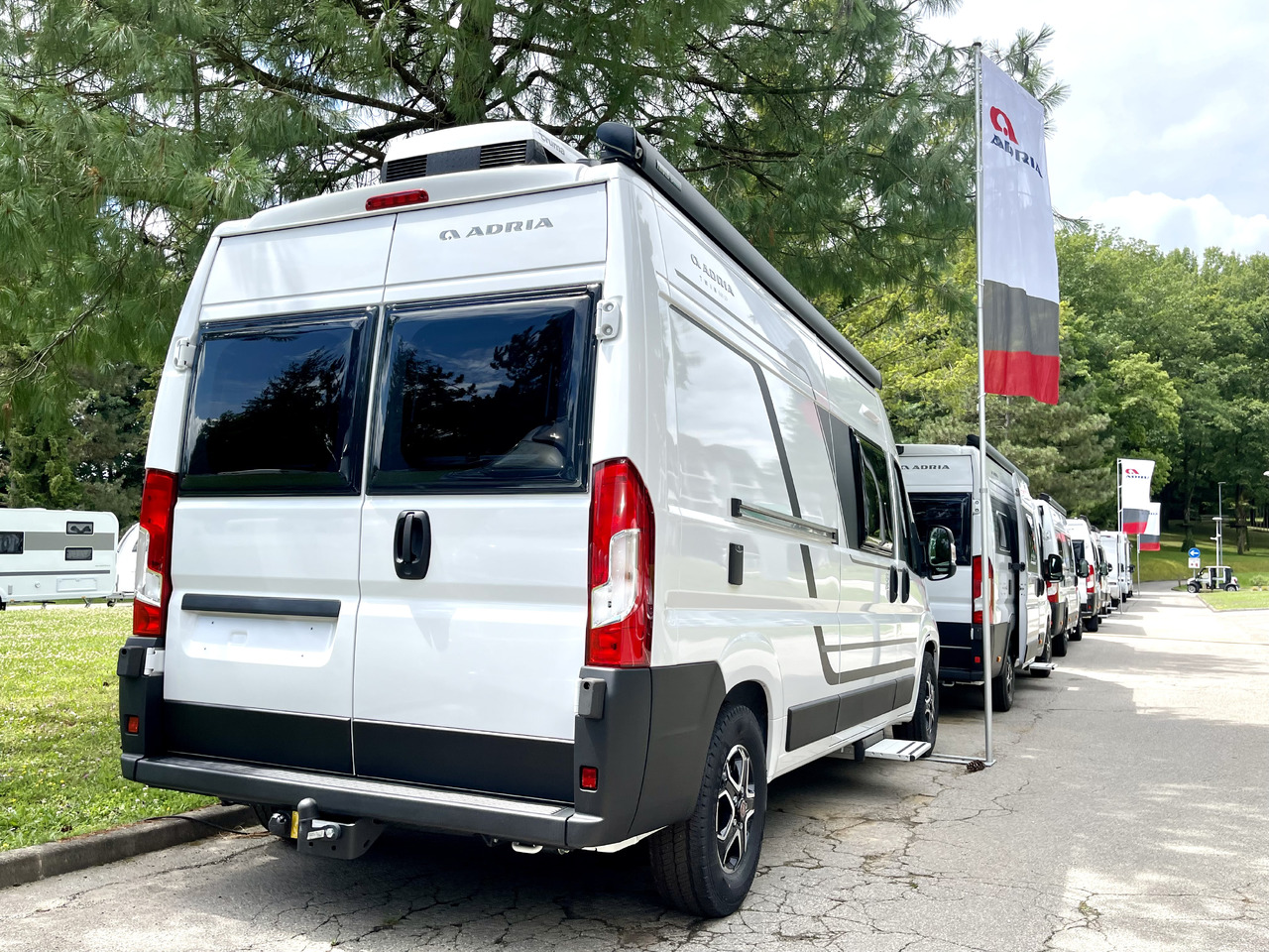 ADRIA Twin 640 SLB - Kamp kombi: slika 5 ADRIA Twin 640 SLB - Kamp kombi: slika 5