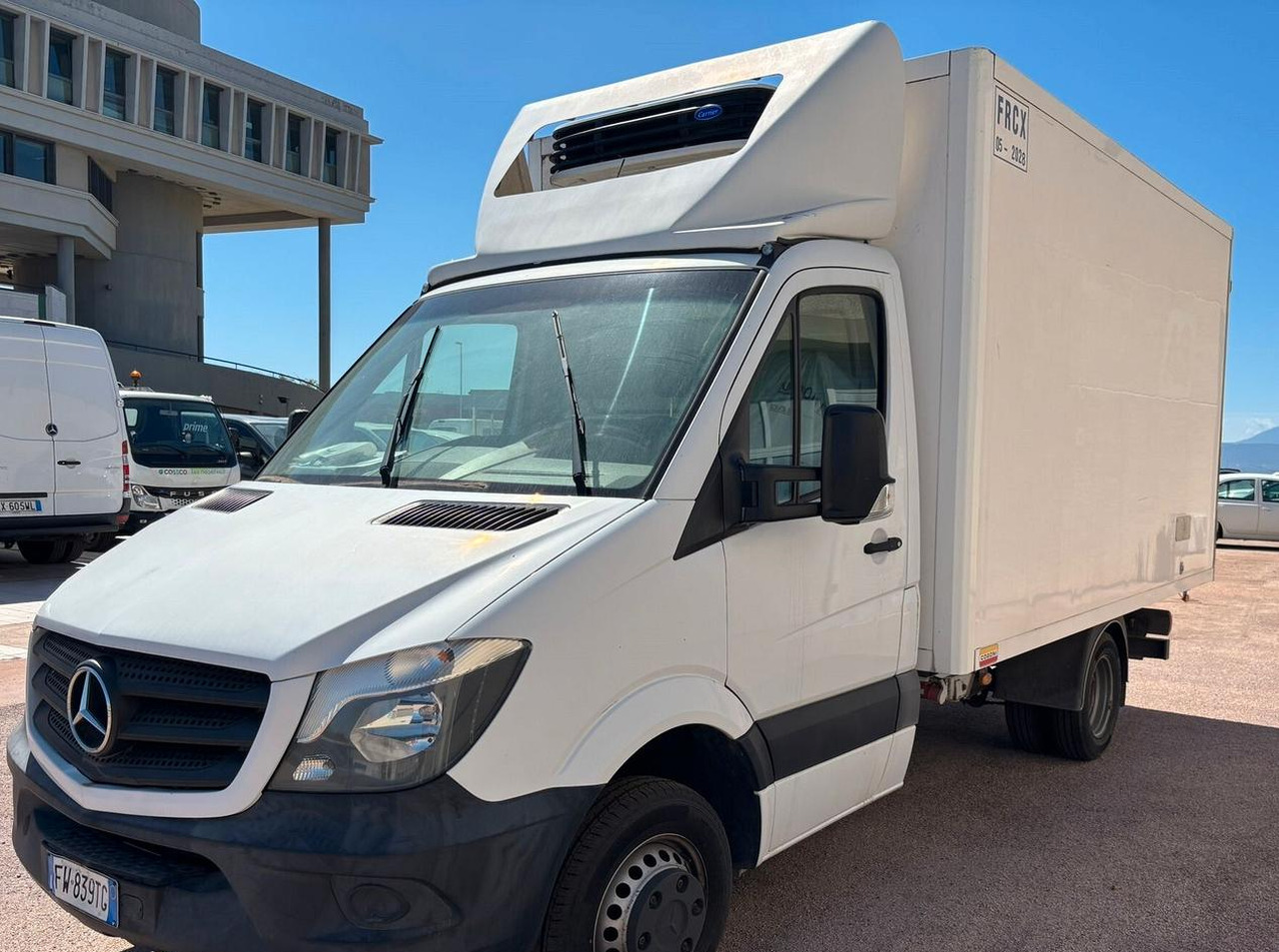 Mercedes-Benz Sprinter 416 CDI T 37/35 Furgone iso - Dostavno vozilo hladnjača: slika 2 Mercedes-Benz Sprinter 416 CDI T 37/35 Furgone iso - Dostavno vozilo hladnjača: slika 2