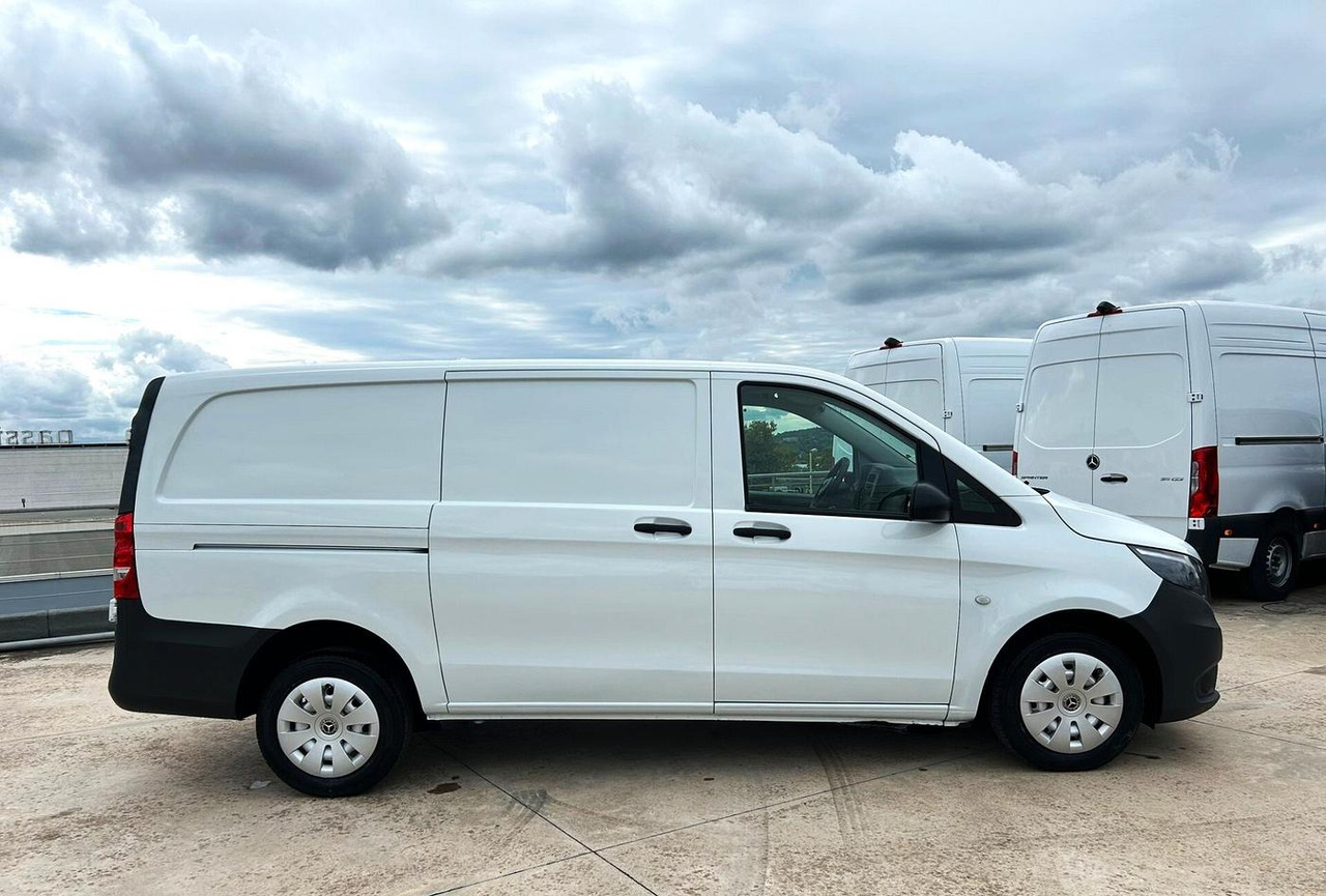 Mercedes Benz Vito 111 Furgone Long - Mali kombi: slika 4 Mercedes Benz Vito 111 Furgone Long - Mali kombi: slika 4