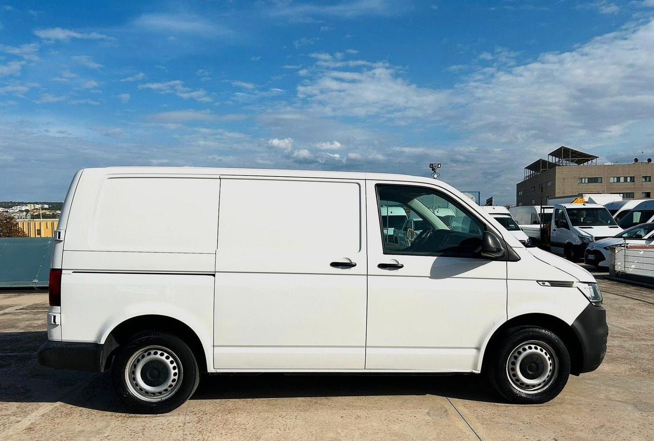 Volkswagen Transporter 2.0 TDi 150 cv - Furgon: slika 4 Volkswagen Transporter 2.0 TDi 150 cv - Furgon: slika 4