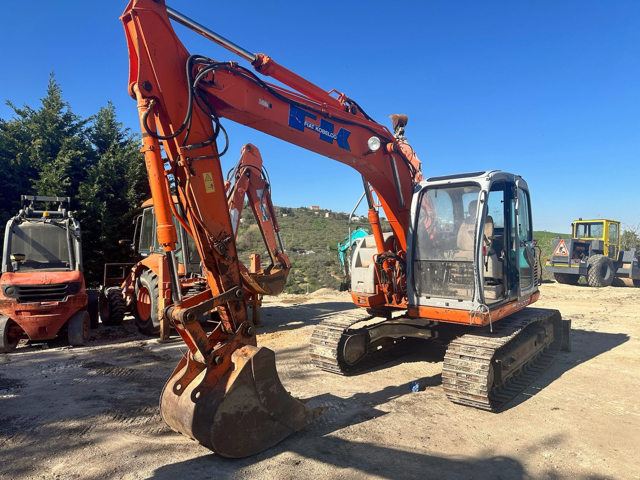FIAT KOBELCO E115SR - Bager guseničar: slika 1 FIAT KOBELCO E115SR - Bager guseničar: slika 1
