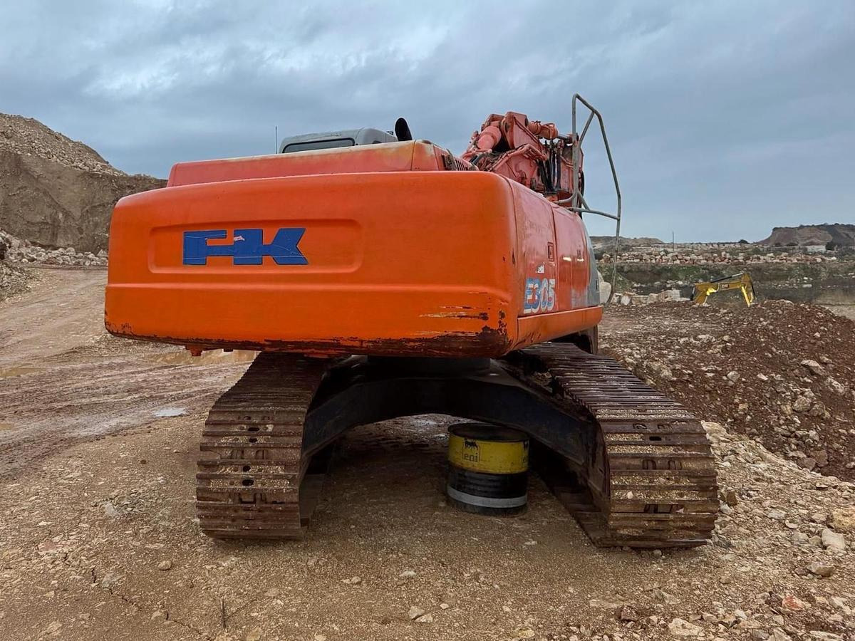 FIAT KOBELCO E305 - Bager guseničar: slika 2 FIAT KOBELCO E305 - Bager guseničar: slika 2