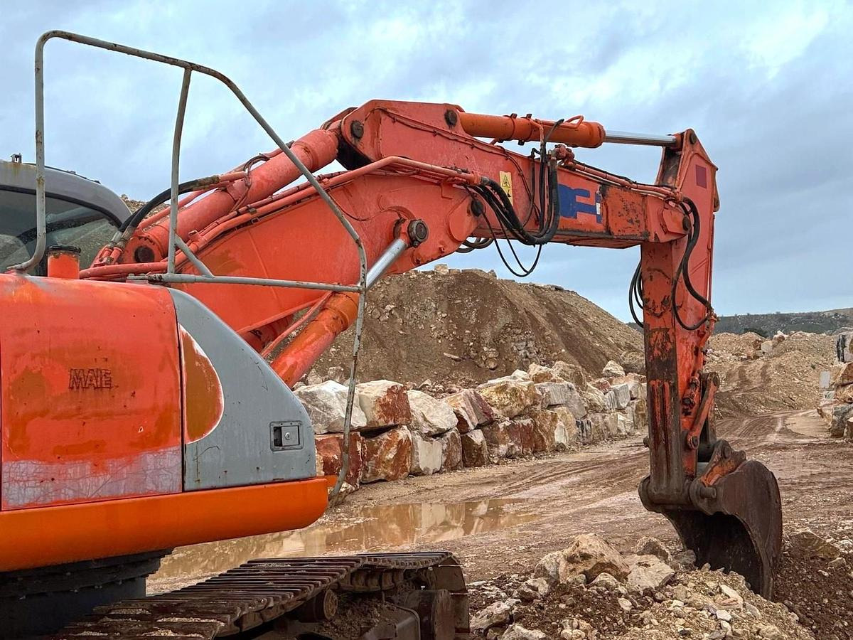 FIAT KOBELCO E305 - Bager guseničar: slika 3 FIAT KOBELCO E305 - Bager guseničar: slika 3