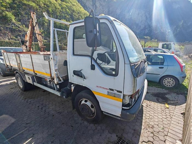 Isuzu 15.75 - Dostavno vozilo kiper: slika 2 Isuzu 15.75 - Dostavno vozilo kiper: slika 2