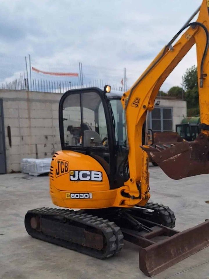 JCB 8030ZTS - Mini bager: slika 3 JCB 8030ZTS - Mini bager: slika 3