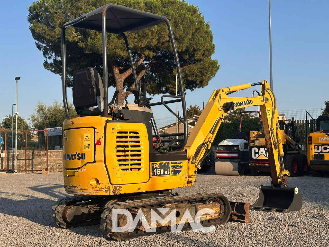 KOMATSU PC16R-3HS - Mini bager: slika 3 KOMATSU PC16R-3HS - Mini bager: slika 3