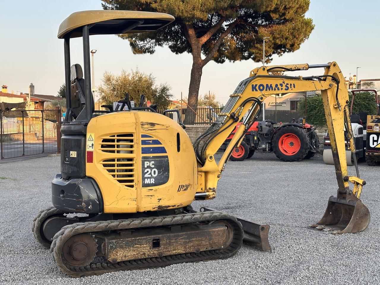 KOMATSU PC20MR-2 - Mini bager: slika 3 KOMATSU PC20MR-2 - Mini bager: slika 3