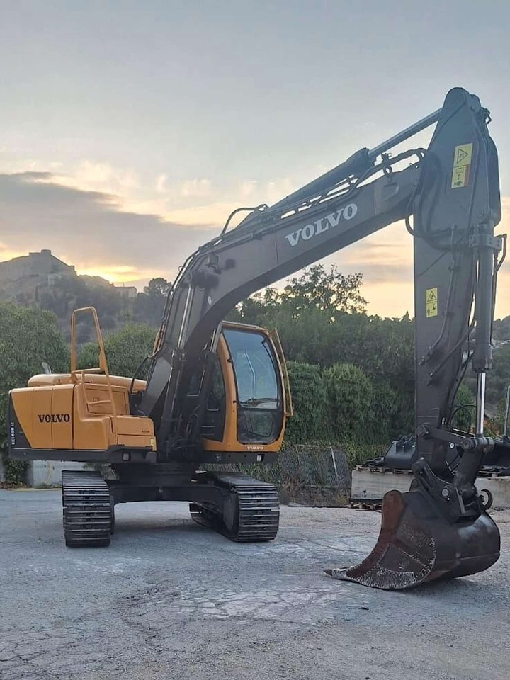 VOLVO EC140BLC - Bager guseničar: slika 3 VOLVO EC140BLC - Bager guseničar: slika 3