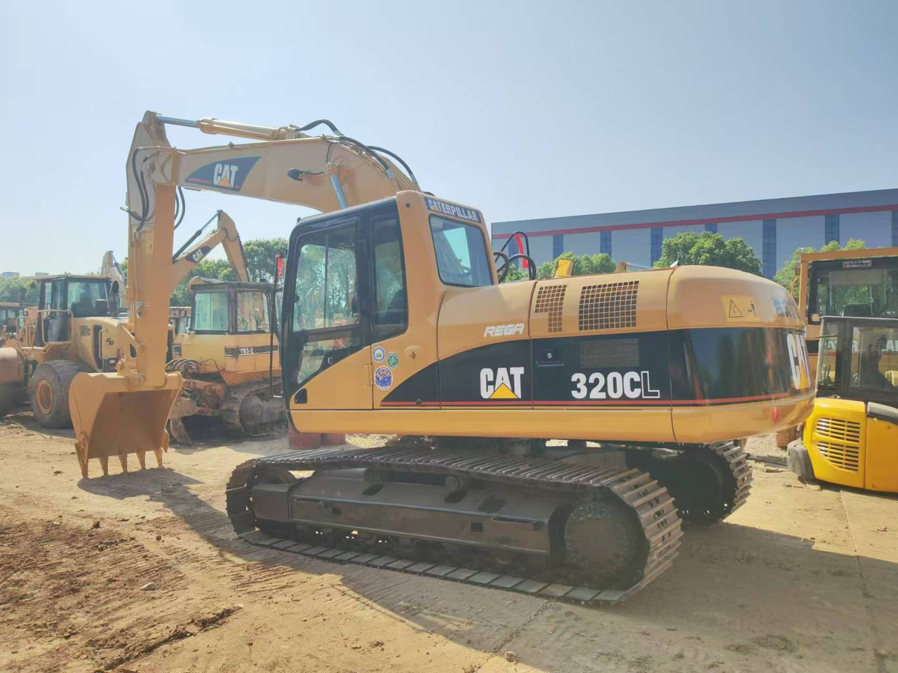 CATERPILLAR 320CL - Bager guseničar: slika 2 CATERPILLAR 320CL - Bager guseničar: slika 2