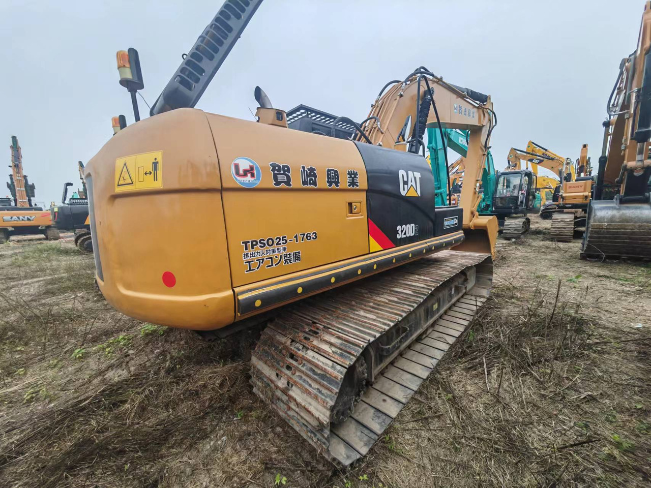 CATERPILLAR 320D2 - Bager guseničar: slika 1 CATERPILLAR 320D2 - Bager guseničar: slika 1