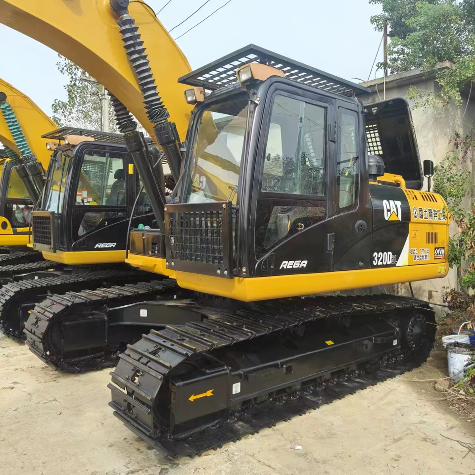 CATERPILLAR 320D2L - Bager guseničar: slika 4 CATERPILLAR 320D2L - Bager guseničar: slika 4