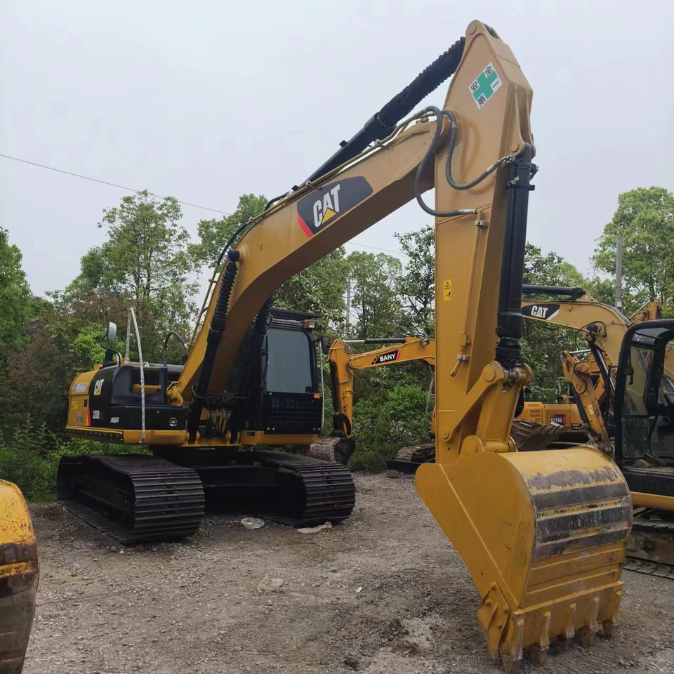 CATERPILLAR 320D2L - Bager guseničar: slika 1 CATERPILLAR 320D2L - Bager guseničar: slika 1