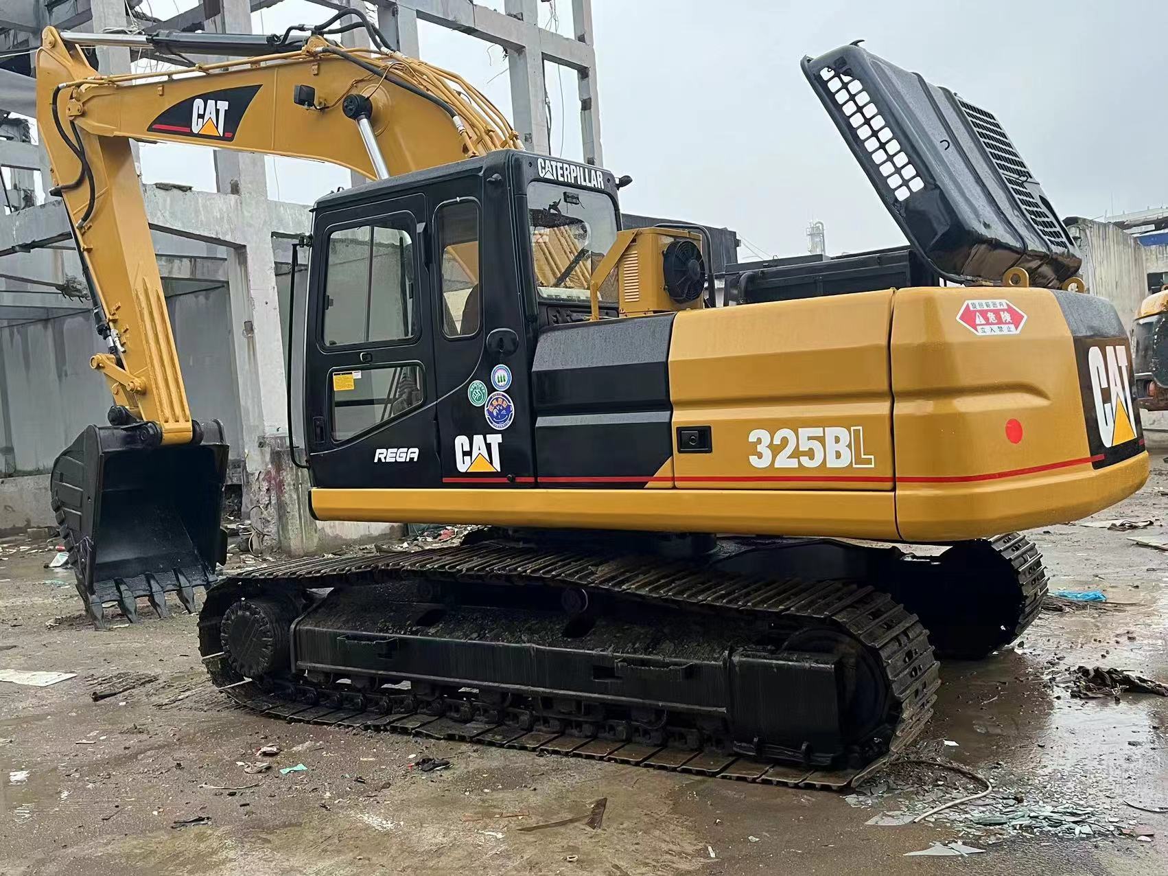 CATERPILLAR 325BL - Bager guseničar: slika 1 CATERPILLAR 325BL - Bager guseničar: slika 1