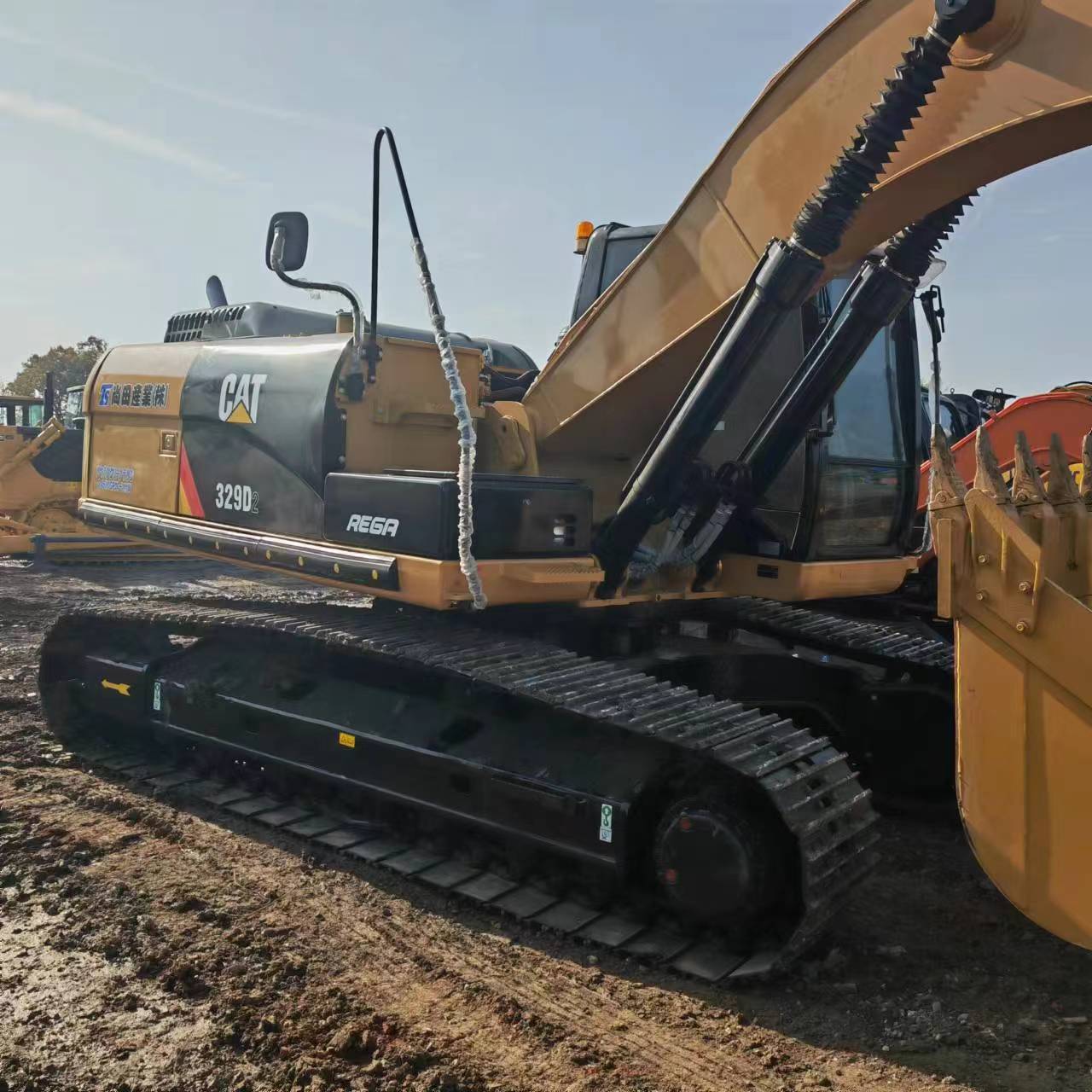 CATERPILLAR 329D2 - Bager guseničar: slika 4 CATERPILLAR 329D2 - Bager guseničar: slika 4