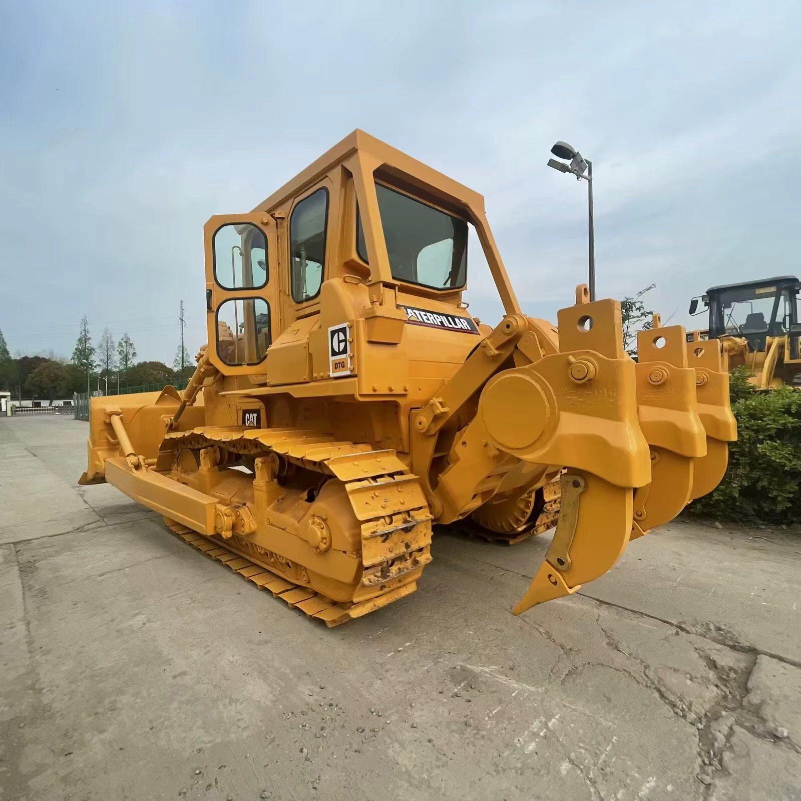 CATERPILLAR D7G - Buldožer: slika 1 CATERPILLAR D7G - Buldožer: slika 1