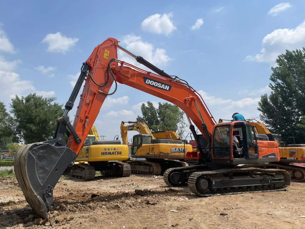 DOOSAN DX340 - Bager guseničar: slika 3 DOOSAN DX340 - Bager guseničar: slika 3