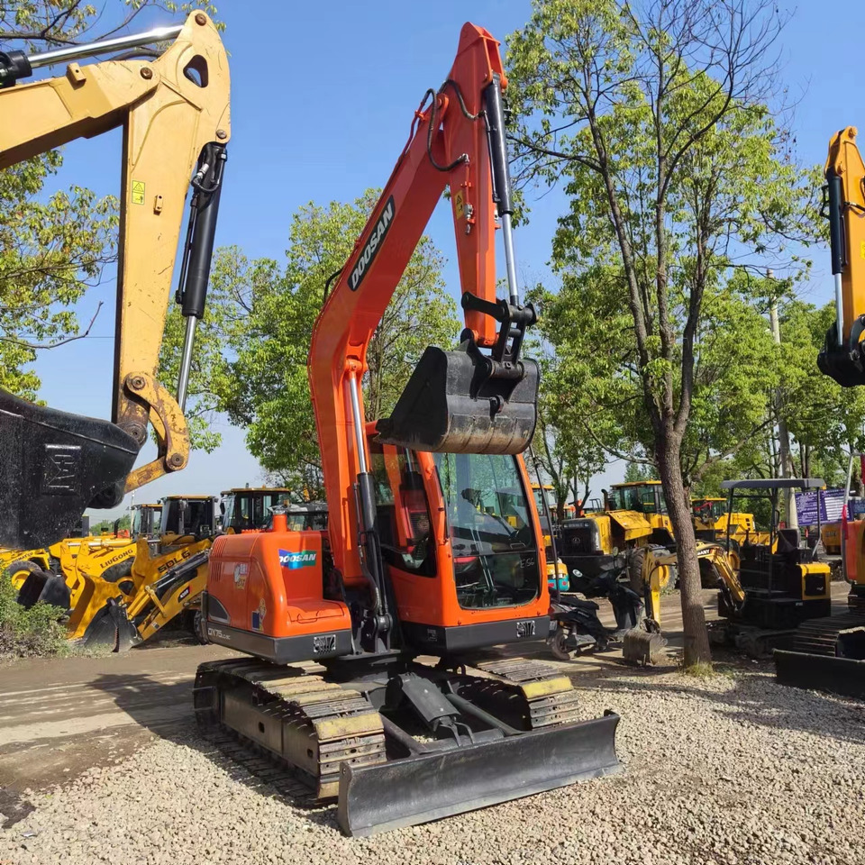 DOOSAN DX75 - Bager guseničar: slika 3 DOOSAN DX75 - Bager guseničar: slika 3