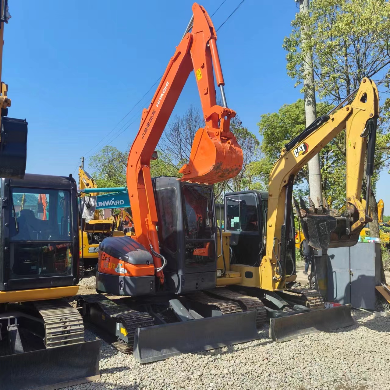 HITACHI ZX 55 - Mini bager: slika 1 HITACHI ZX 55 - Mini bager: slika 1