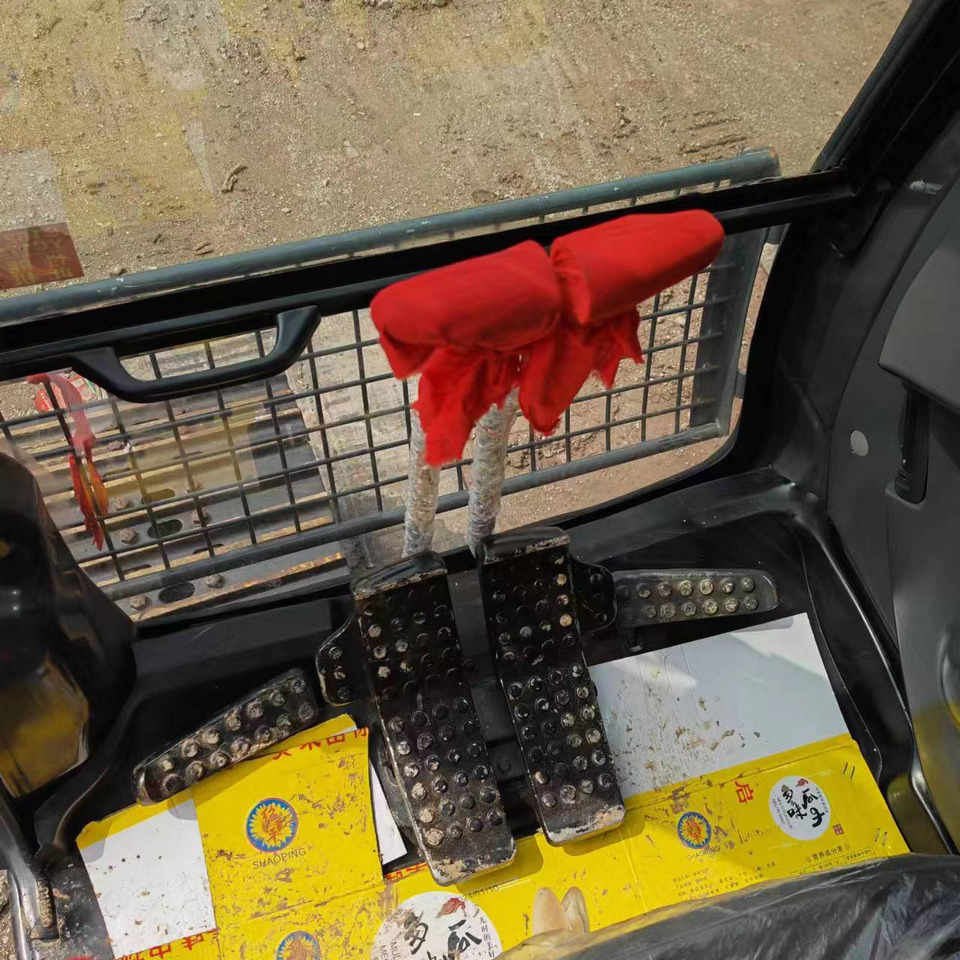 HITACHI ZX120 - Mini bager: slika 5 HITACHI ZX120 - Mini bager: slika 5