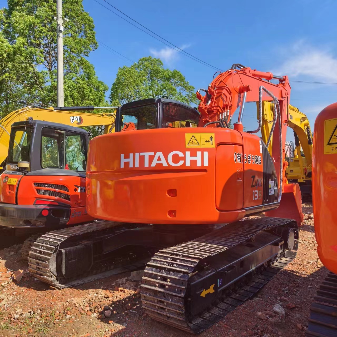 HITACHI ZX135 - Bager guseničar: slika 4 HITACHI ZX135 - Bager guseničar: slika 4