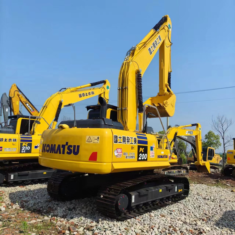 KOMATSU PC 200-8N1 - Bager guseničar: slika 2 KOMATSU PC 200-8N1 - Bager guseničar: slika 2