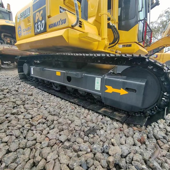 Bager guseničar KOMATSU PC130: slika 6