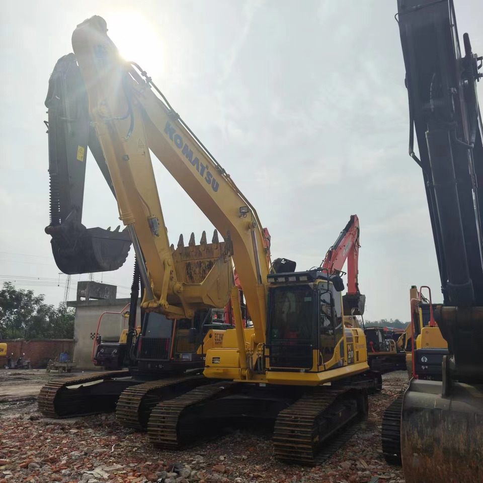 KOMATSU PC210LC - Bager guseničar: slika 2 KOMATSU PC210LC - Bager guseničar: slika 2