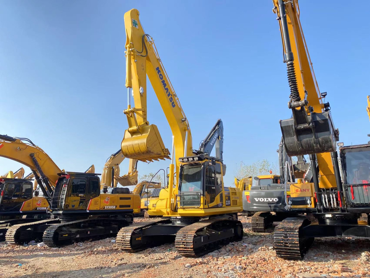 KOMATSU PC220 - Bager guseničar: slika 2 KOMATSU PC220 - Bager guseničar: slika 2