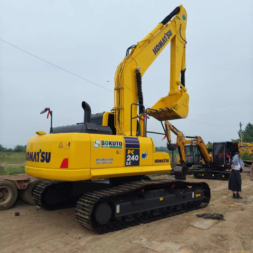KOMATSU PC240LC-8 - Bager guseničar: slika 3 KOMATSU PC240LC-8 - Bager guseničar: slika 3