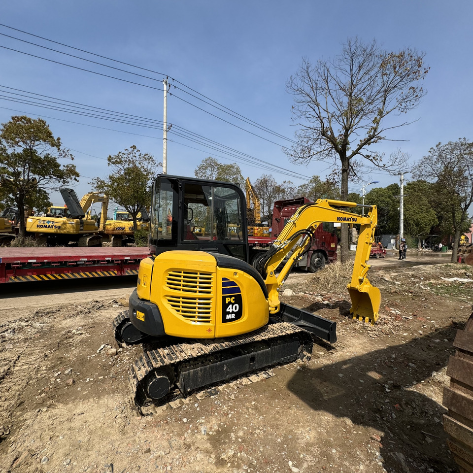 KOMATSU PC40 - Mini bager: slika 1 KOMATSU PC40 - Mini bager: slika 1