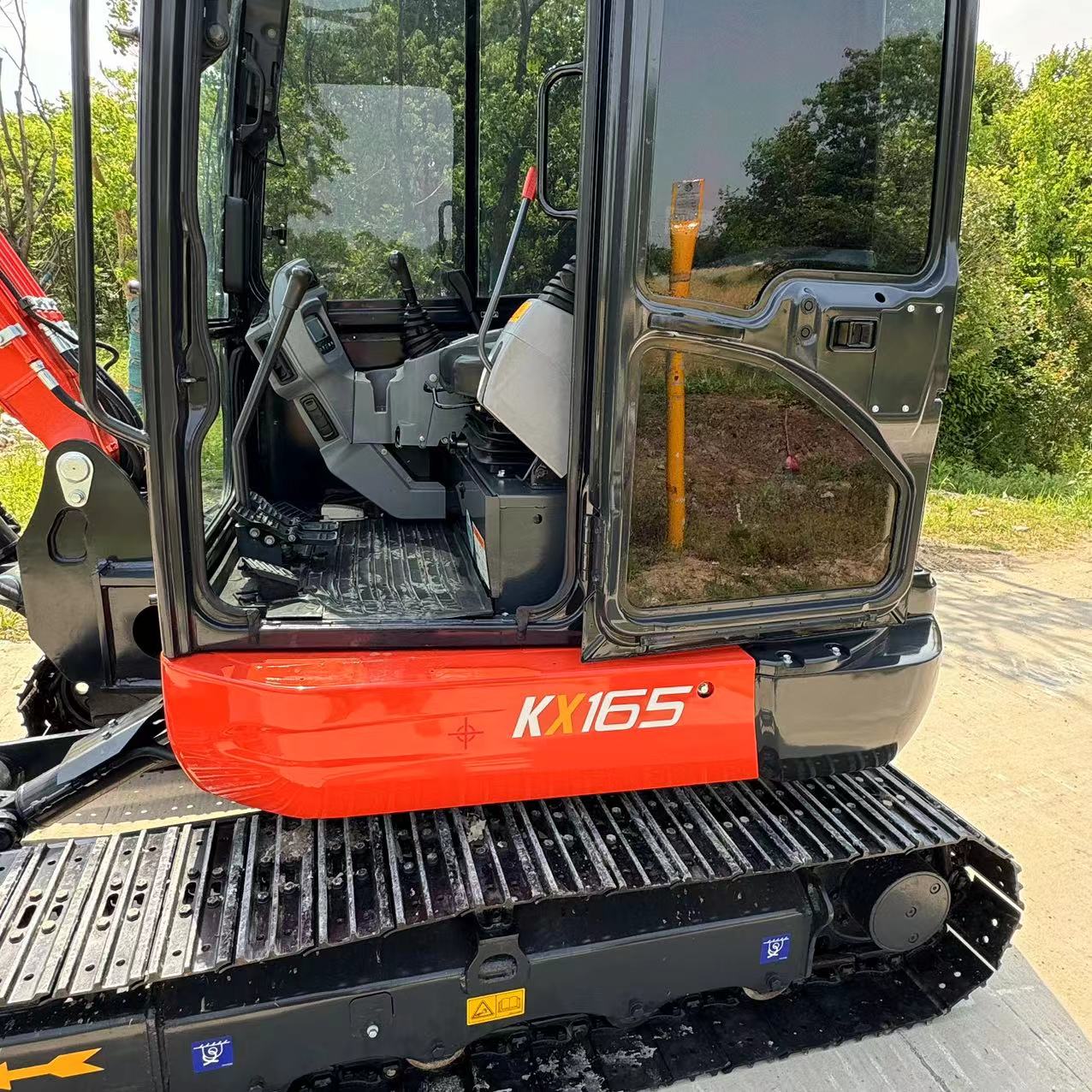 KUBOTA KX165 - Bager guseničar: slika 4 KUBOTA KX165 - Bager guseničar: slika 4