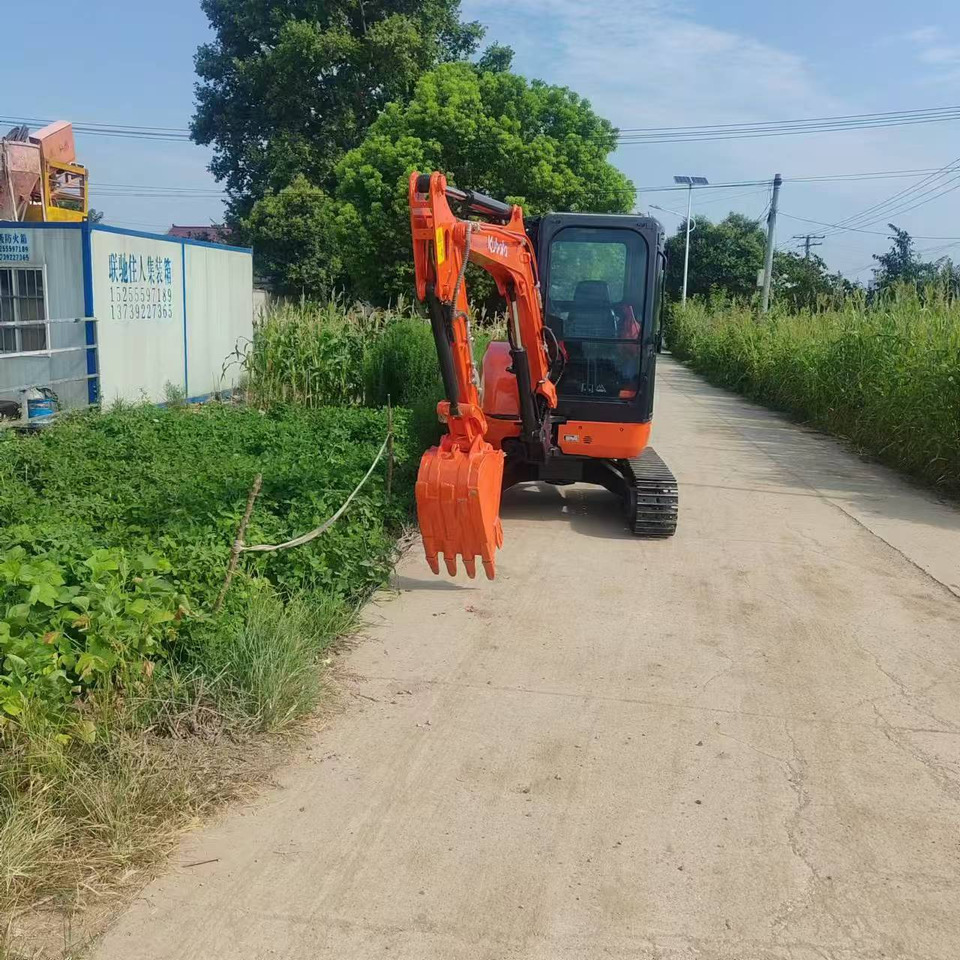 KUBOTA U35 - Mini bager: slika 2 KUBOTA U35 - Mini bager: slika 2