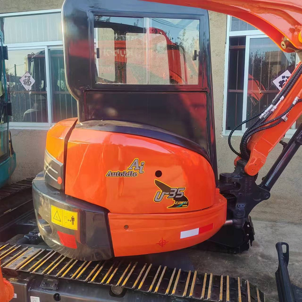 Mini bager KUBOTA U35: slika 6 Mini bager KUBOTA U35: slika 6