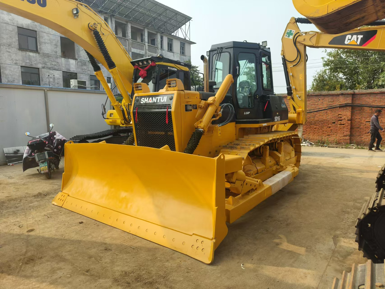 SHANTUI SD16 - Buldožer: slika 5 SHANTUI SD16 - Buldožer: slika 5