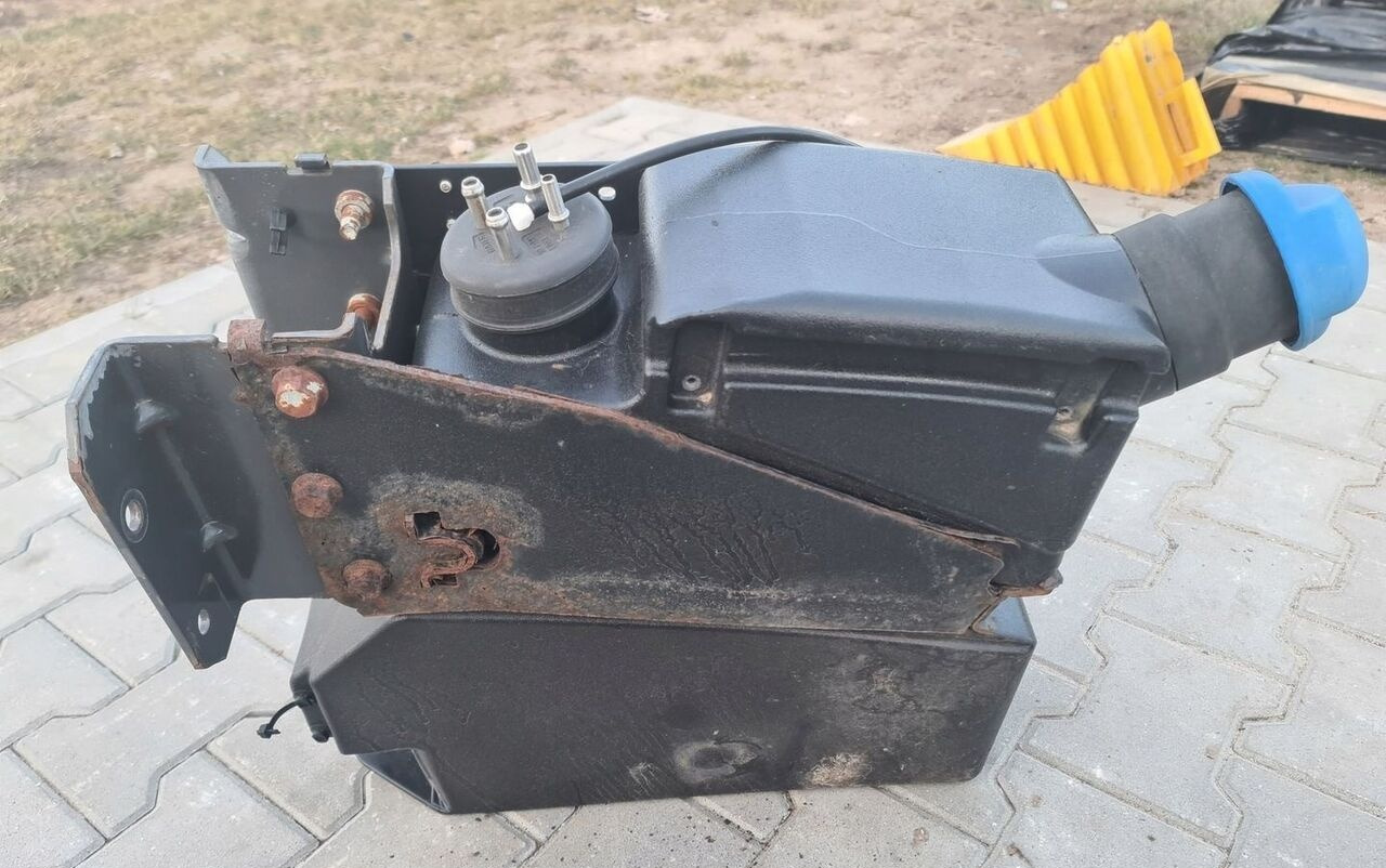 207667733   Volvo FL FE - Rezervoar za AdBlue tečnost za Kamion: slika 2 207667733   Volvo FL FE - Rezervoar za AdBlue tečnost za Kamion: slika 2