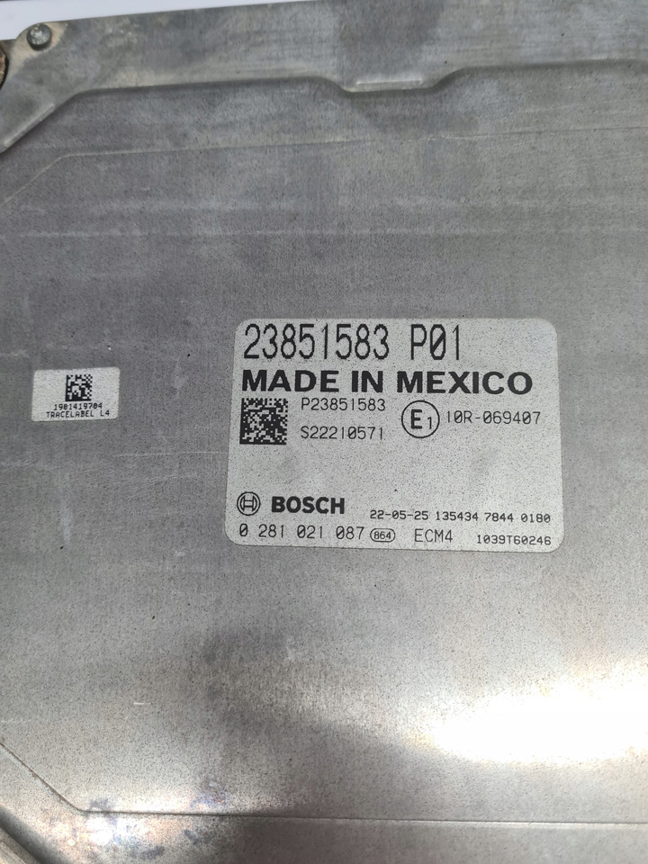 BOSCH KASETA KOMPUTER SILNIKA TURBO COMPOUND I-SAVE RENAULT GAMA T RANGE 23851583 - Upravljačka jedinica za Kamion: slika 5 BOSCH KASETA KOMPUTER SILNIKA TURBO COMPOUND I-SAVE RENAULT GAMA T RANGE 23851583 - Upravljačka jedinica za Kamion: slika 5