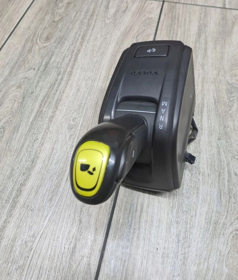 JOYSTICK ZMIANY BIEGÓW GAŁKA LEWAREK VOLVO FH 4 FM 4 FH 16 EURO 6 22647972 Volvo FH 4 FM 4 FH 16 EURO 6 22647972  Volvo VOLVO FH 4 FM 4 FH 16 EURO 6 22647972 - Ručica menjača za Kamion: slika 1 JOYSTICK ZMIANY BIEGÓW GAŁKA LEWAREK VOLVO FH 4 FM 4 FH 16 EURO 6 22647972 Volvo FH 4 FM 4 FH 16 EURO 6 22647972  Volvo VOLVO FH 4 FM 4 FH 16 EURO 6 22647972 - Ručica menjača za Kamion: slika 1