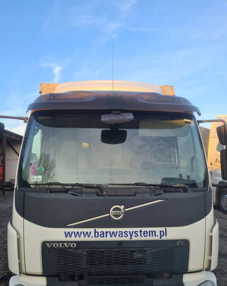 KABINA KOMPLETNA MANUAL VOLVO FL D5K EURO 6 - Kabina: slika 4 KABINA KOMPLETNA MANUAL VOLVO FL D5K EURO 6 - Kabina: slika 4