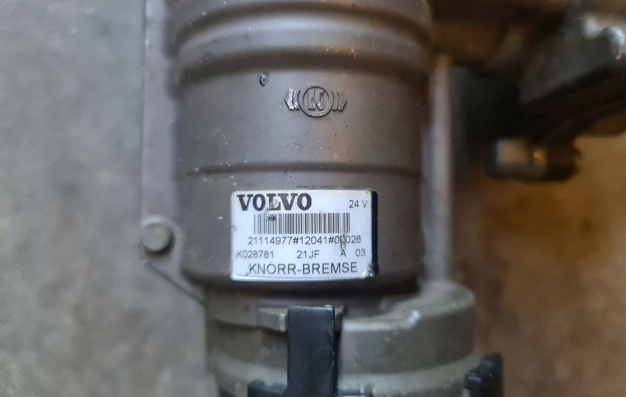 KNORR-BREMSE ZAWÓR EBS EUROPA RENAULT GAMA RANGE T VOLVO FH 4 FM 4 FMX 4 - Kočioni ventil za Kamion: slika 3 KNORR-BREMSE ZAWÓR EBS EUROPA RENAULT GAMA RANGE T VOLVO FH 4 FM 4 FMX 4 - Kočioni ventil za Kamion: slika 3