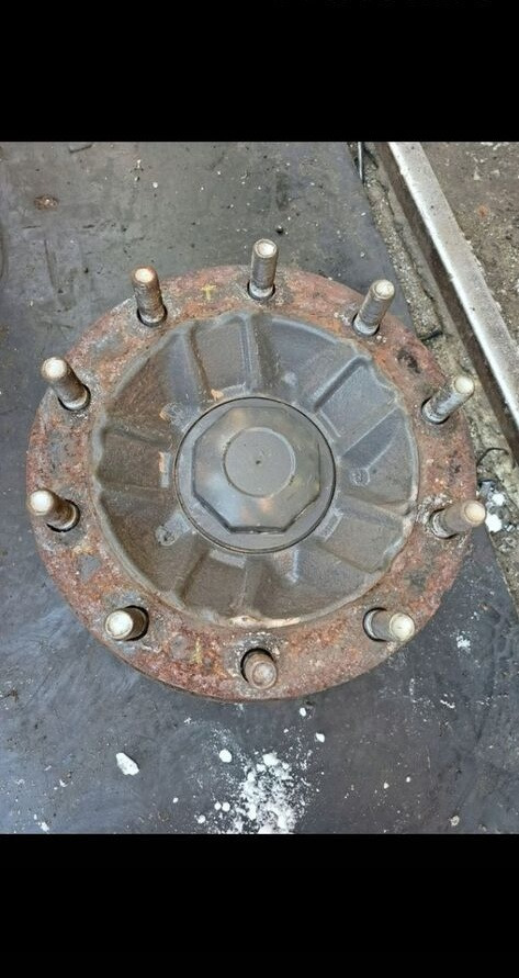 PIASTA KOŁA PRZÓD VOLVO FH 4 FM 4 RENAULT GAMA T - Glavčina za Kamion: slika 3 PIASTA KOŁA PRZÓD VOLVO FH 4 FM 4 RENAULT GAMA T - Glavčina za Kamion: slika 3