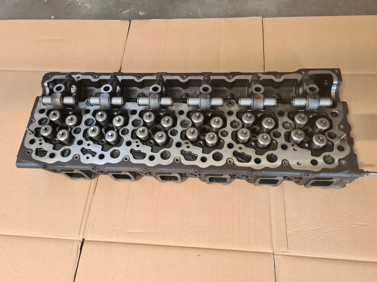 RENAULT GŁOWICA SILNIKA RENAULT GAMA D WIDE DTI 8 VOLVO FL FE D8K - Zaglavlje motora: slika 2 RENAULT GŁOWICA SILNIKA RENAULT GAMA D WIDE DTI 8 VOLVO FL FE D8K - Zaglavlje motora: slika 2